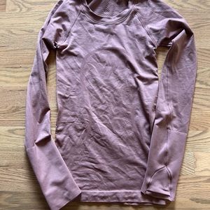 Lululemon swiftly tech